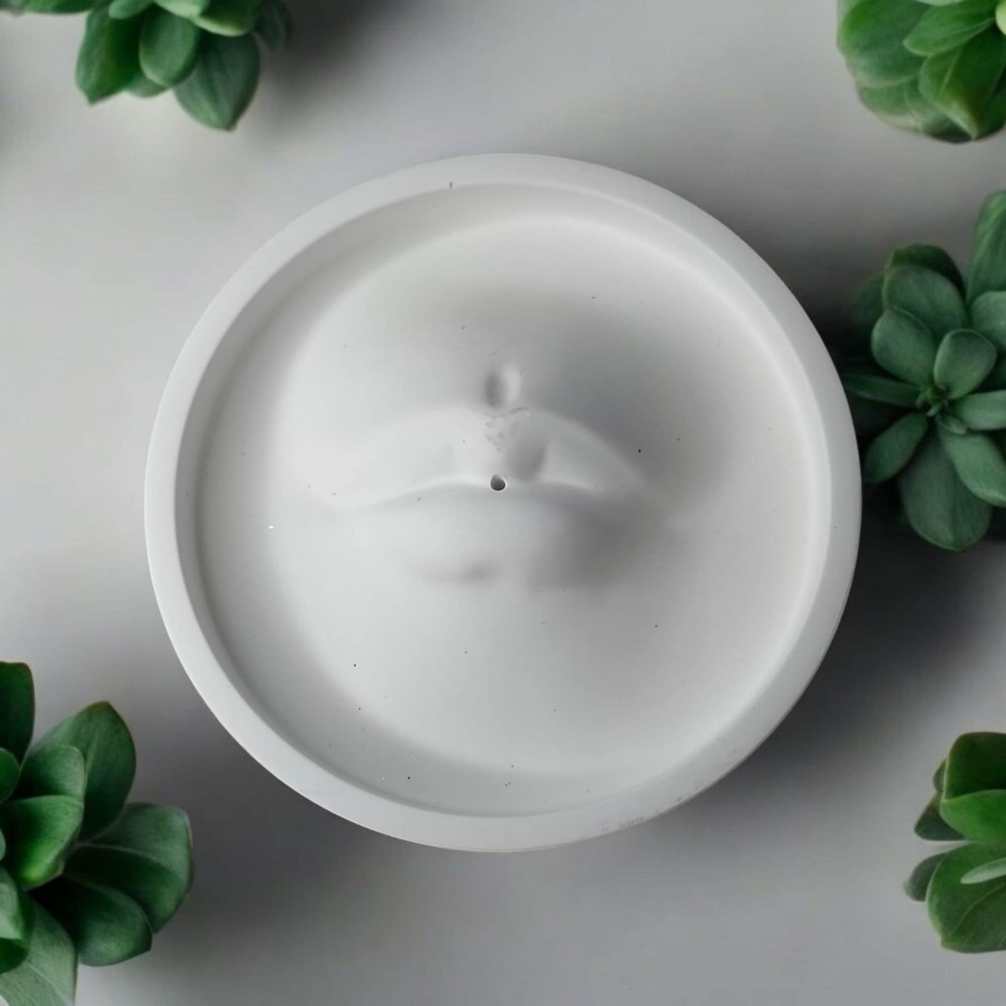 Porte encens lèvres